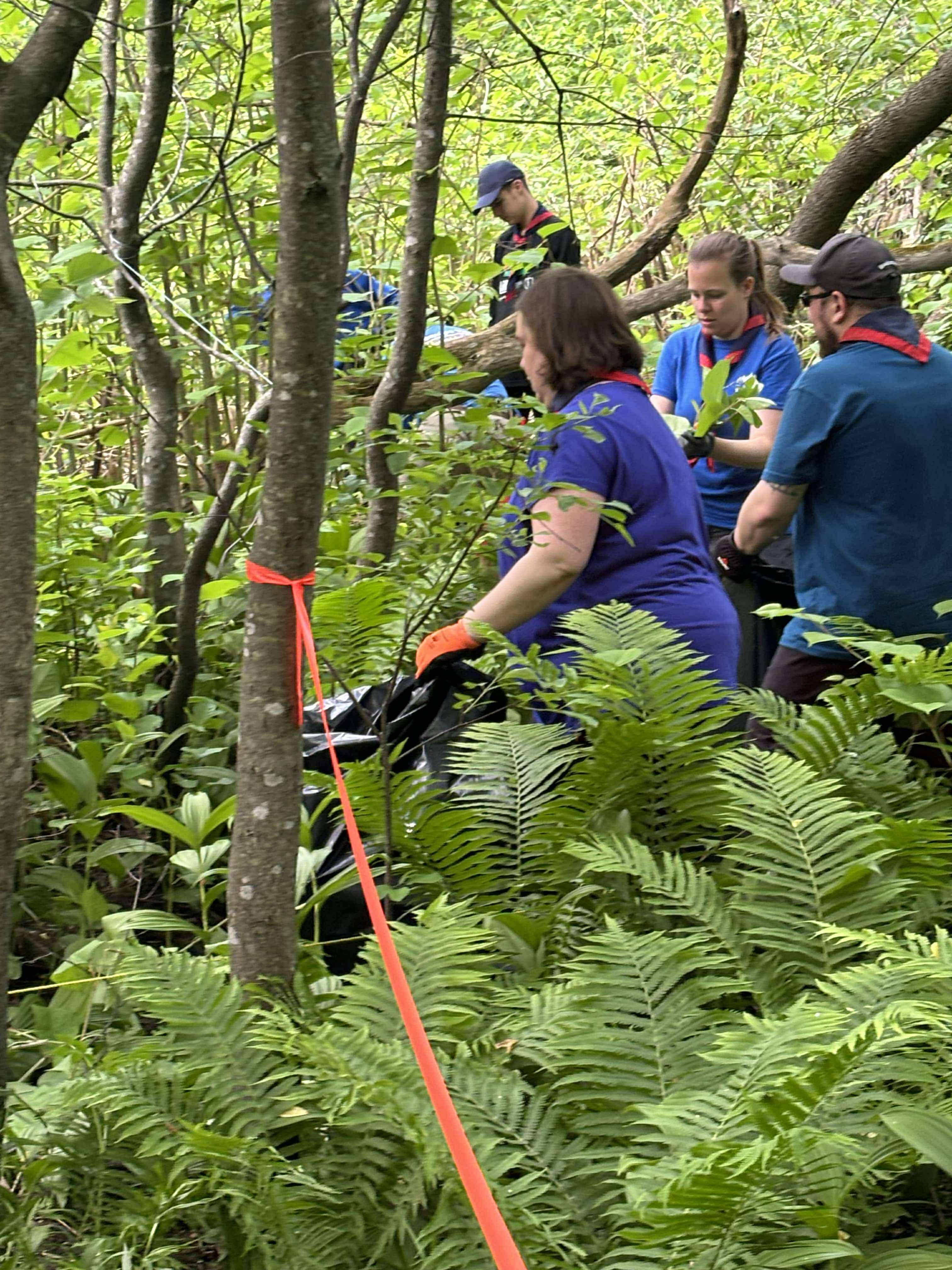 Une corvée réalisée au parc Valero Les Écarts