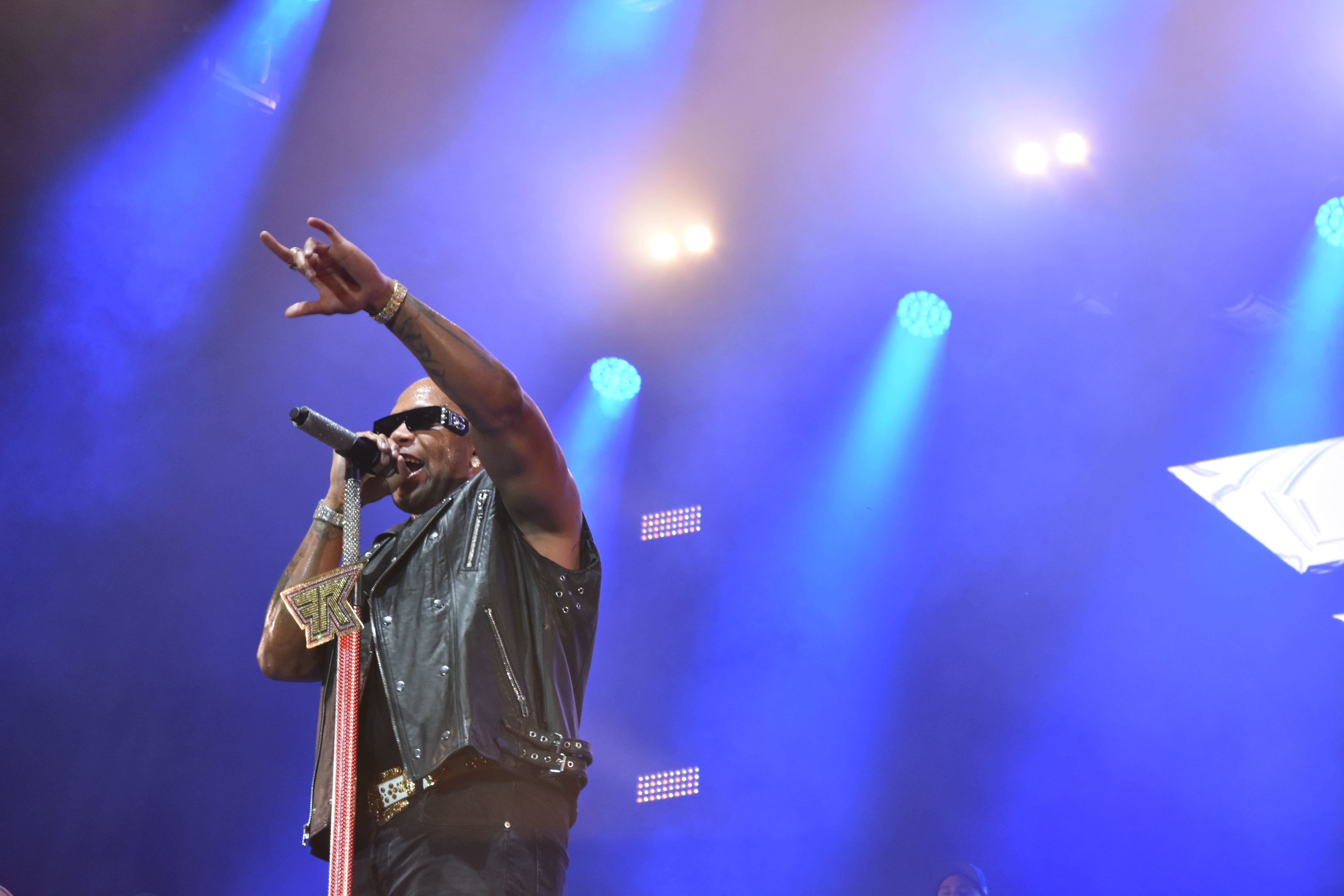 Flo Rida fait danser le parc Champigny