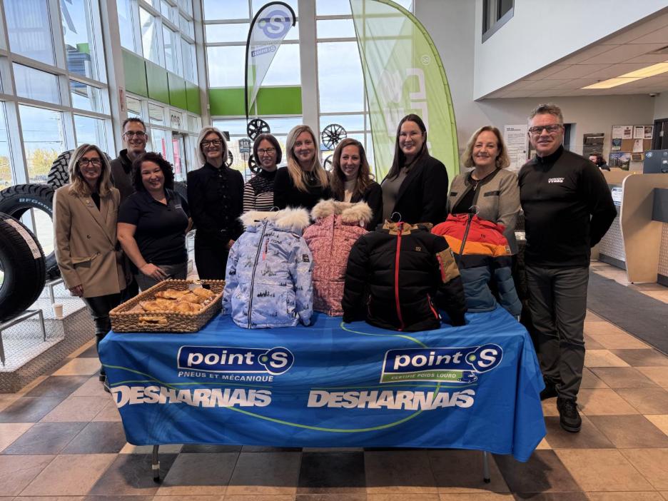 Le Groupe Desharnais remet des habits de neige dans la région