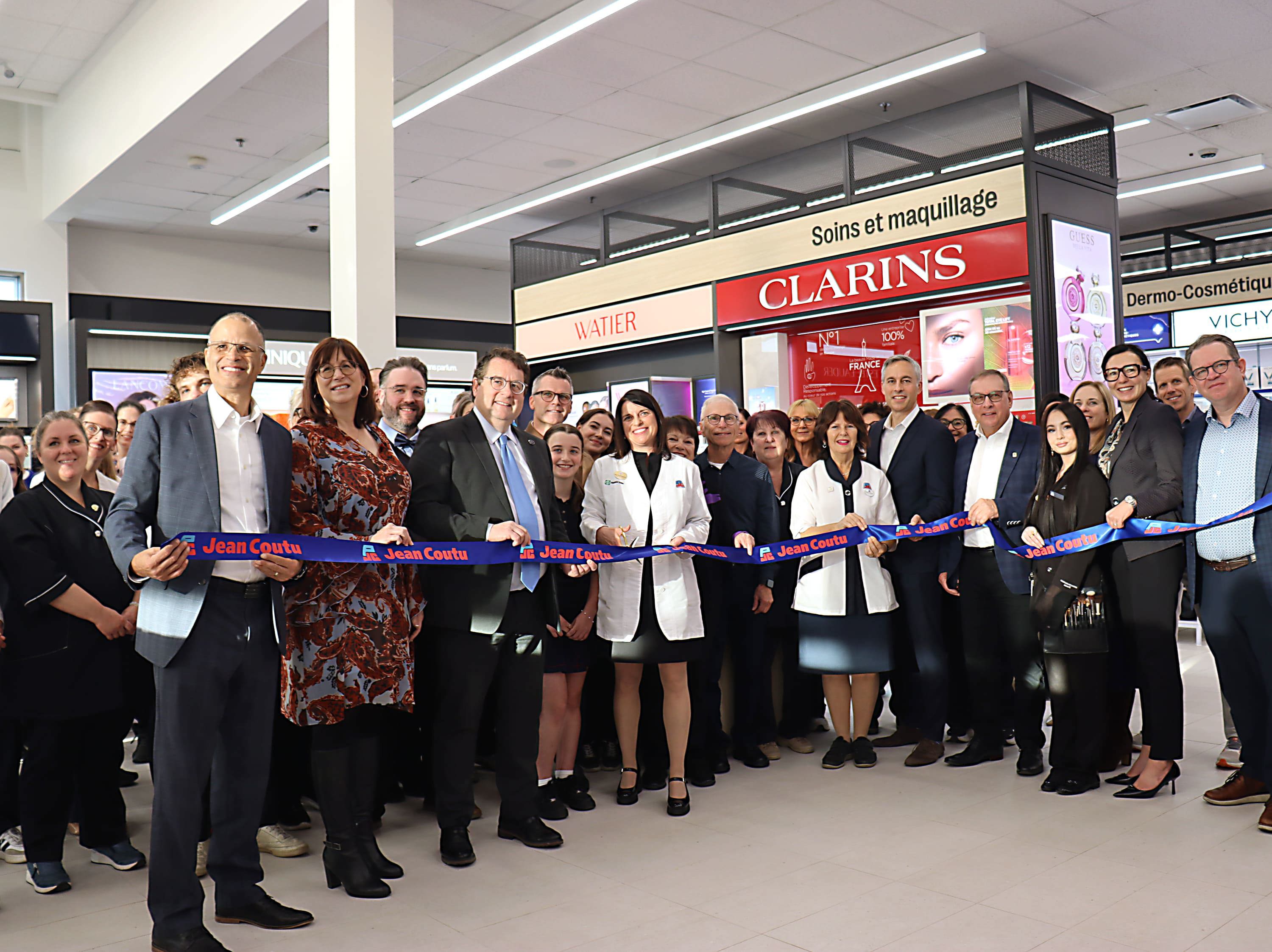 Le Jean-Coutu Marie-Claude Raymond fait peau neuve