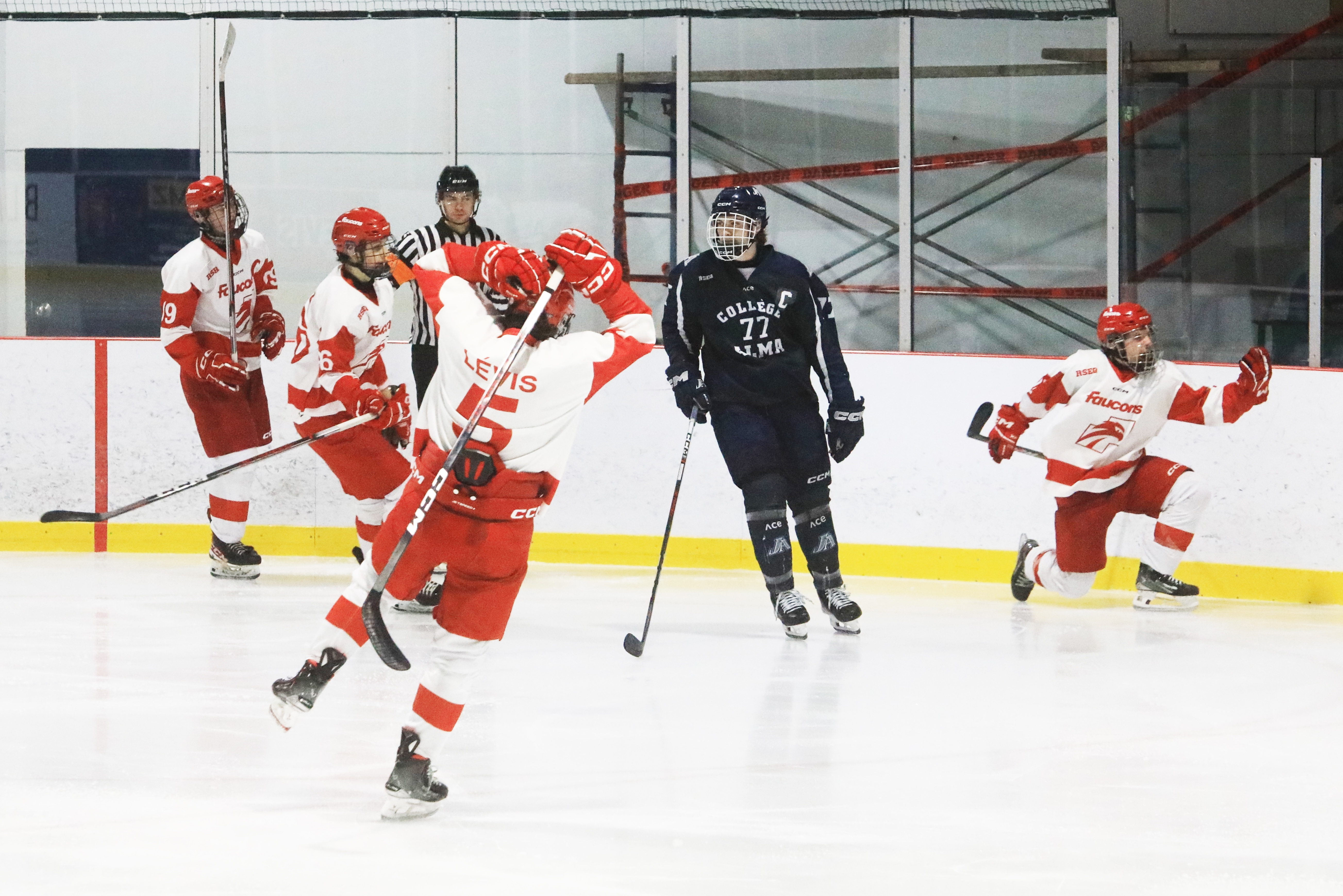 Les Faucons connaissent de bons moments