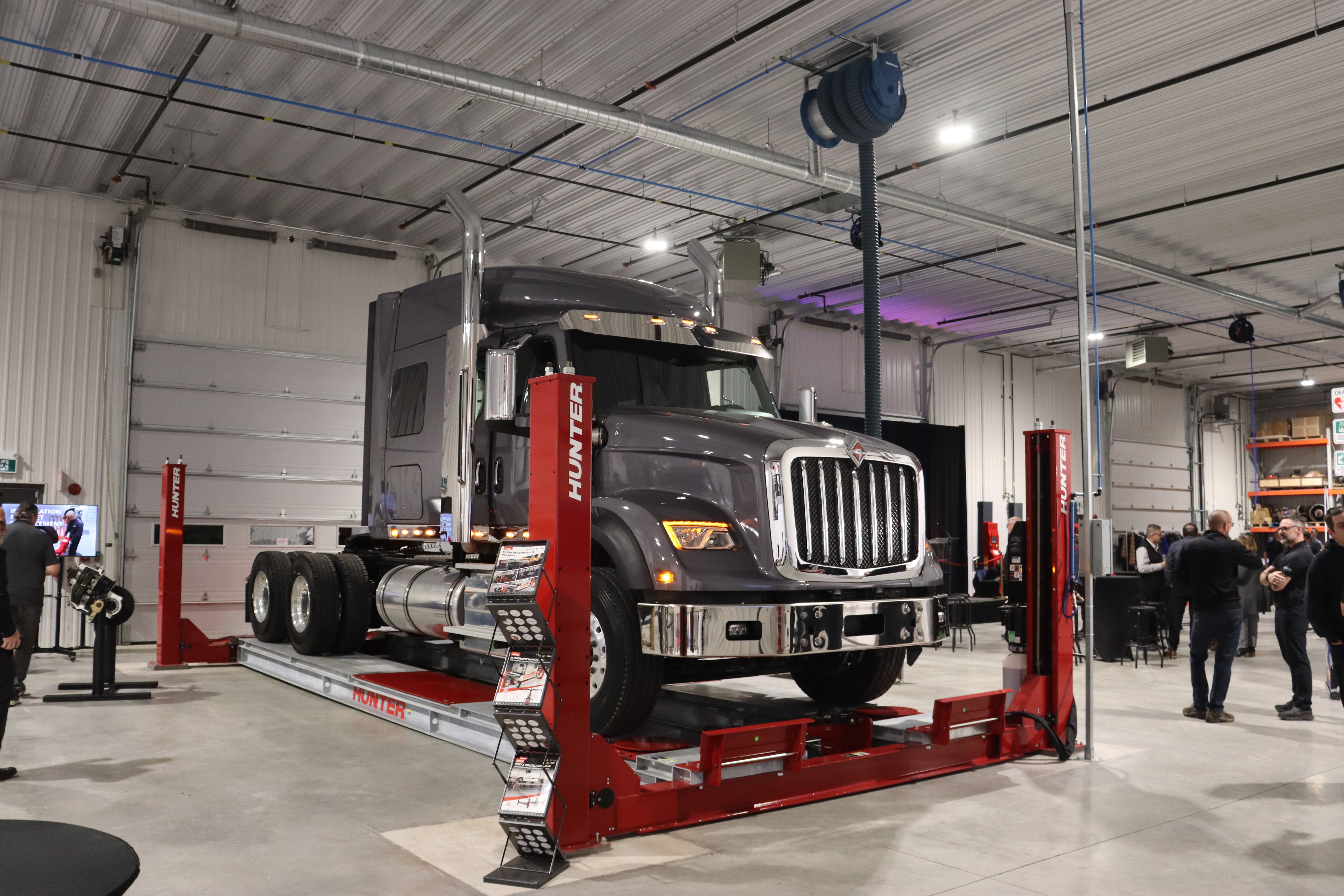 Nouveau centre de formation de véhicules lourds à Lévis