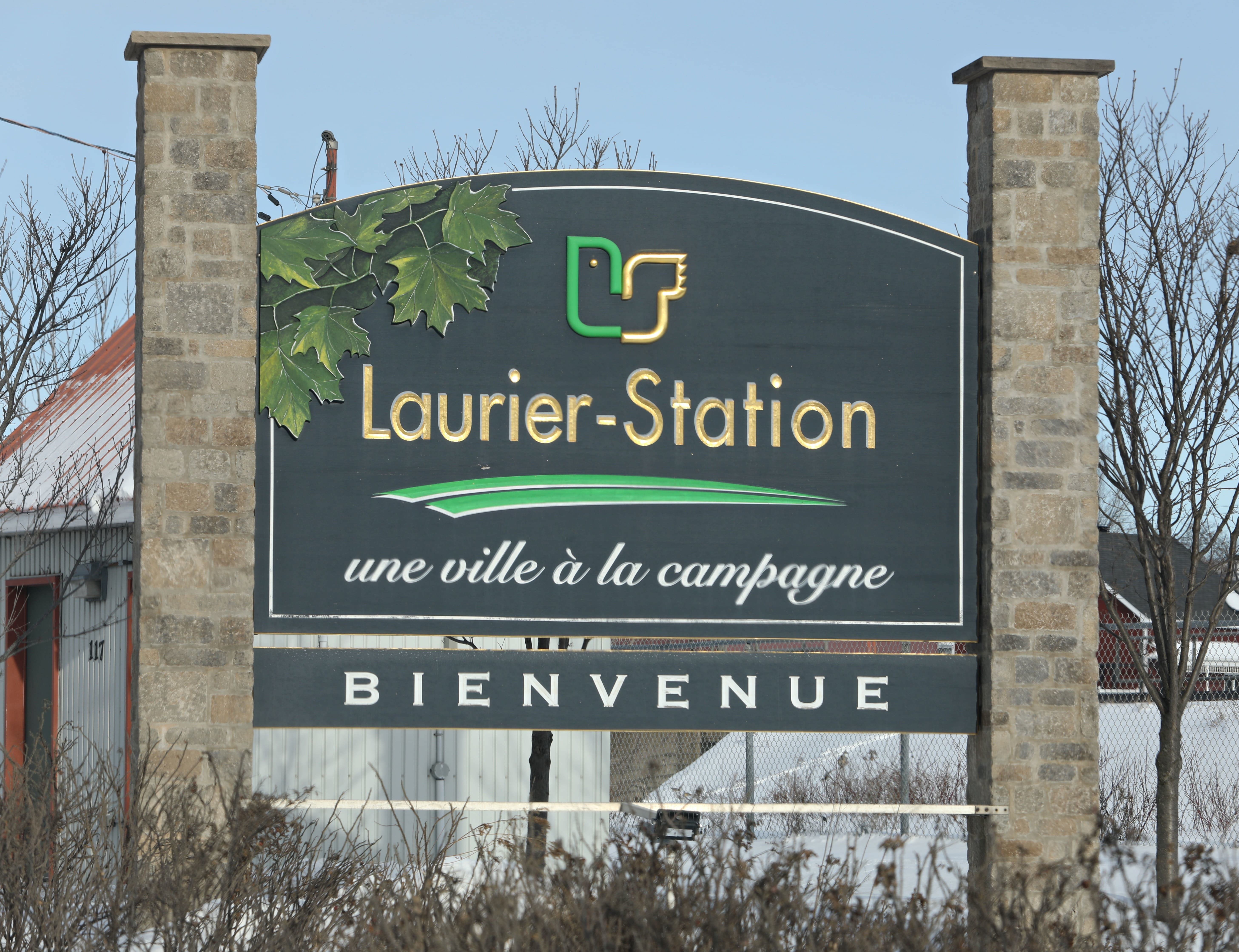 Gel de taxes à Laurier-Station