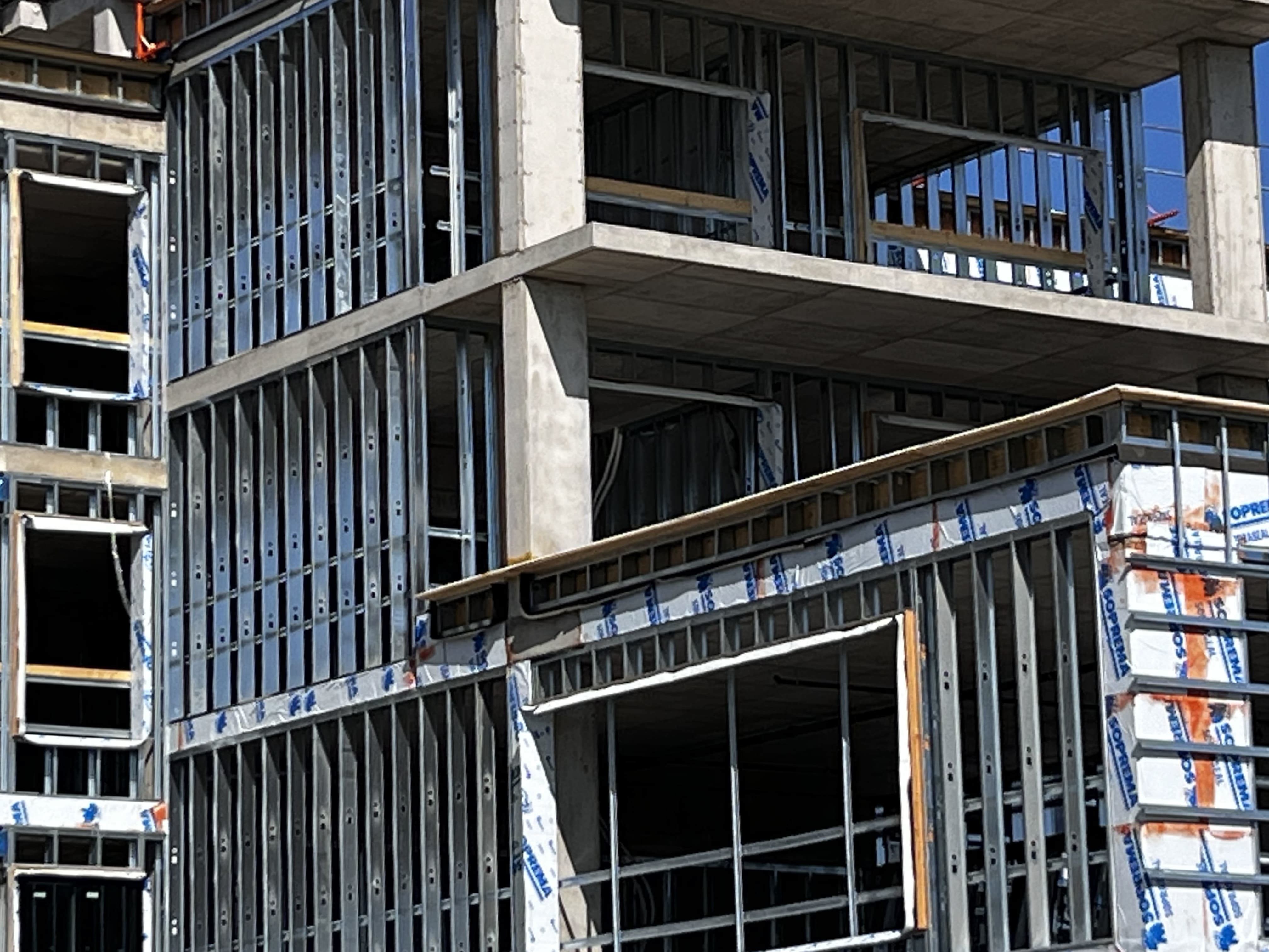 Une hausse anticipée, mais insuffisante selon l