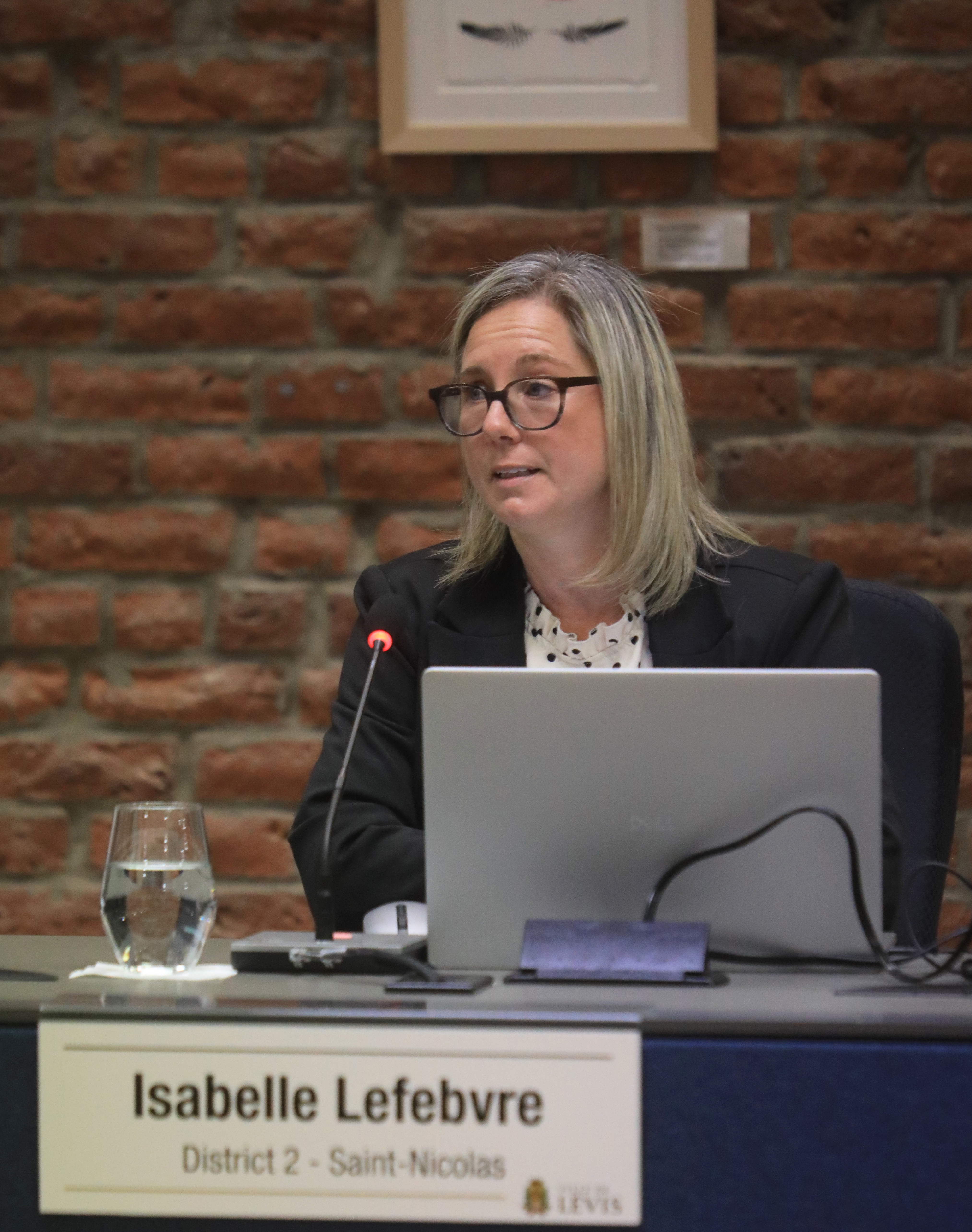 Isabelle Lefebvre souhaite une vision plus innovante pour Lévis