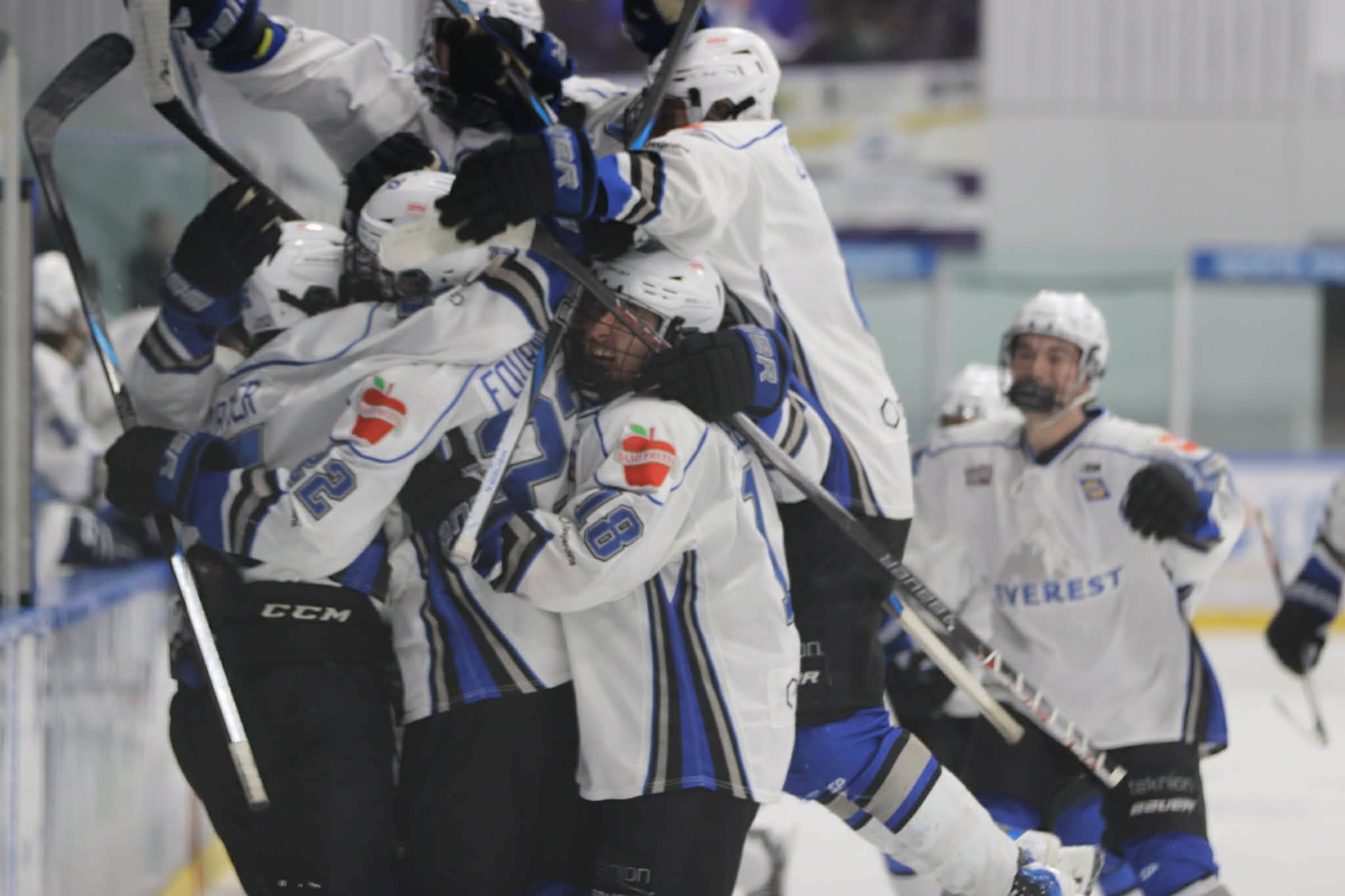 Des Lévisiens se démarquent alors que l’Everest poursuit son chemin 