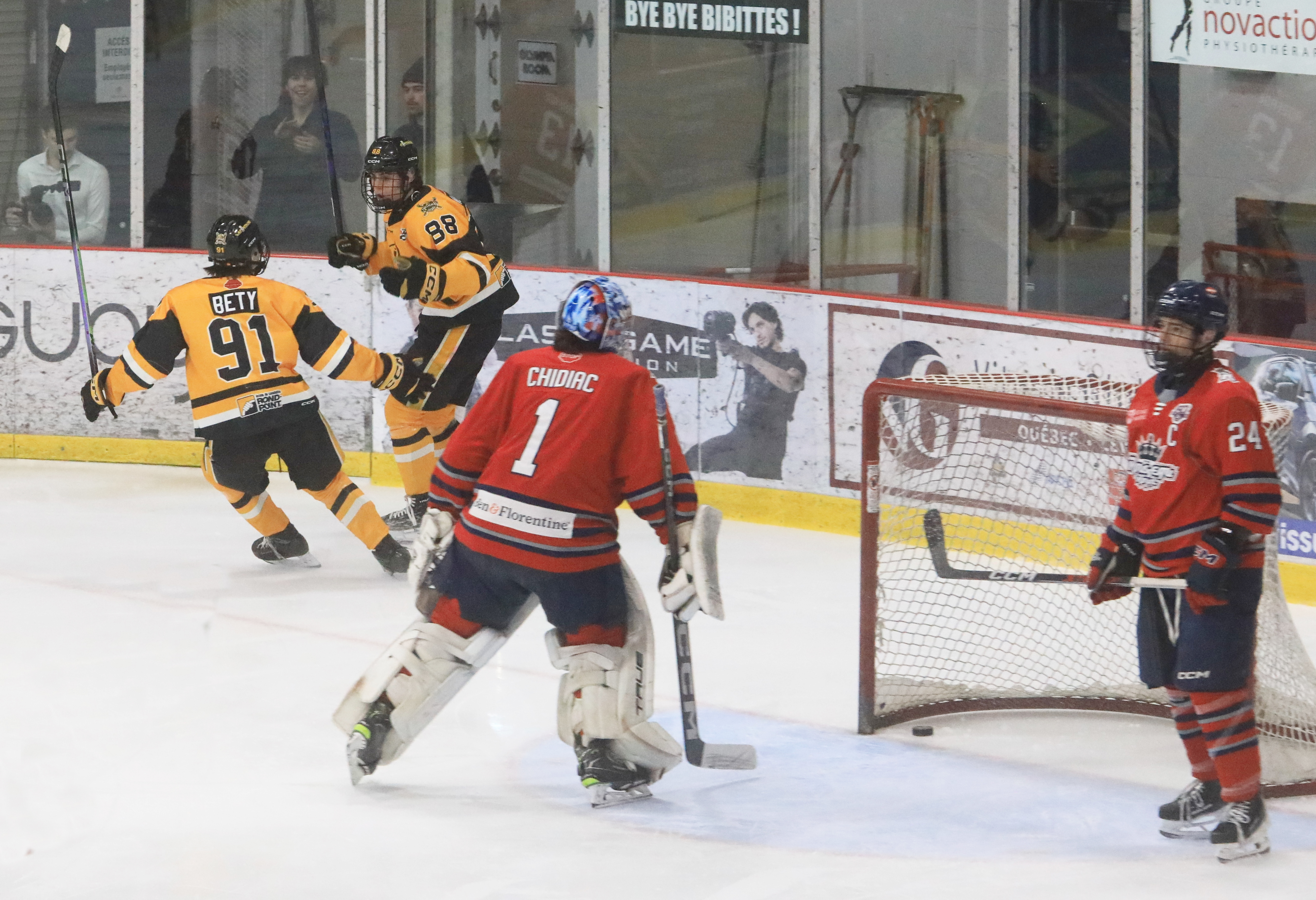 Les Chevaliers forcent la tenue d’un quatrième match
