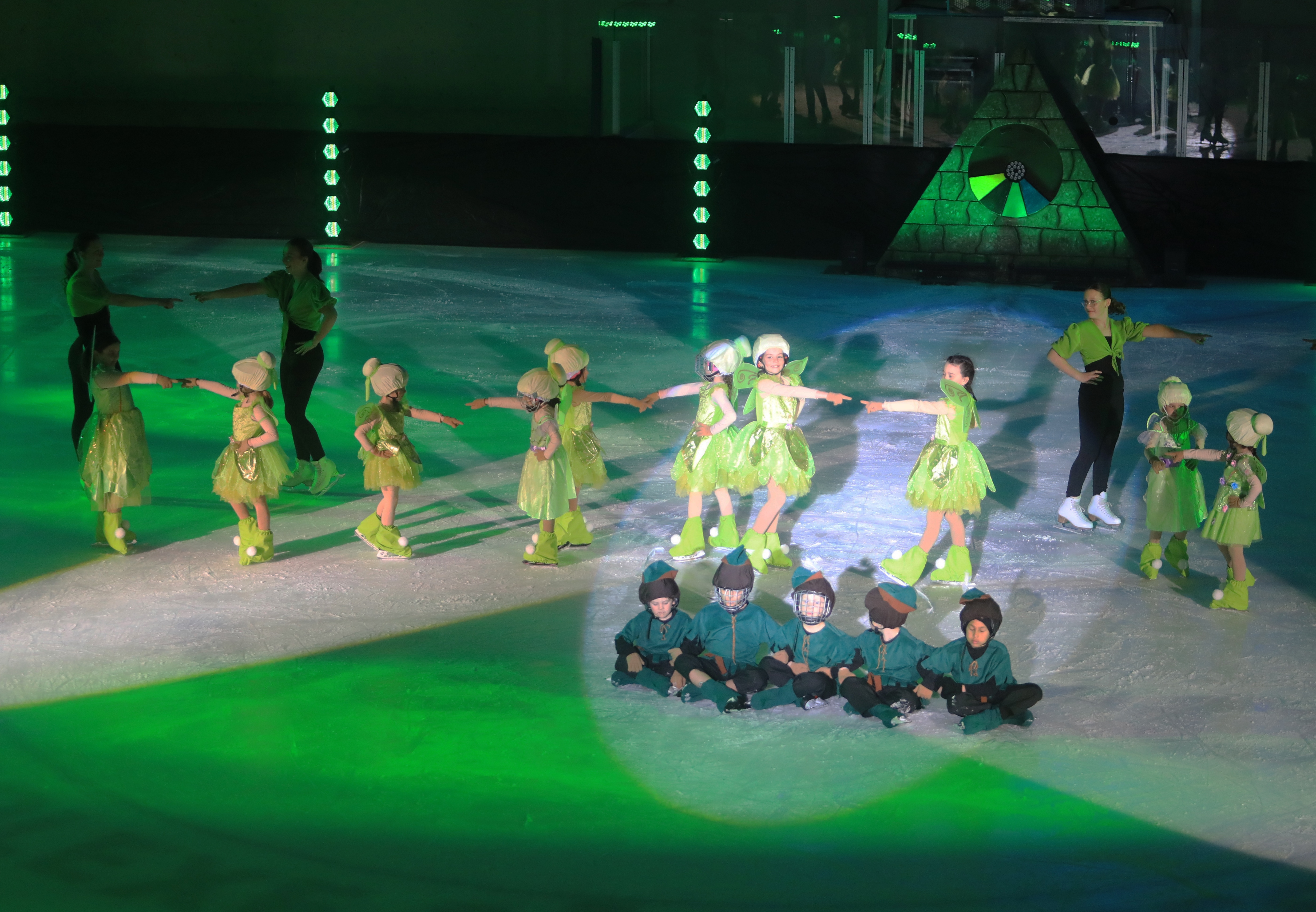Le CPA Saint-Romuald/Saint-Jean brille lors de la 51e revue sur glace