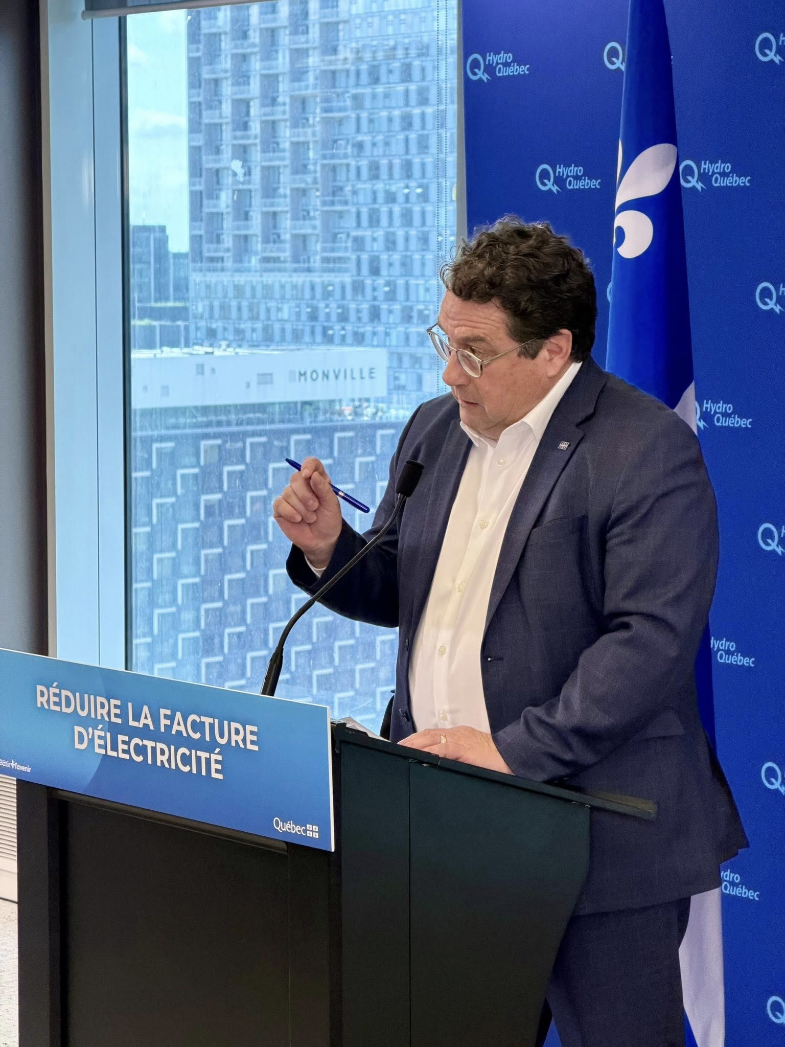 Québec veut aider près de 120 000 ménages avec des thermopompes