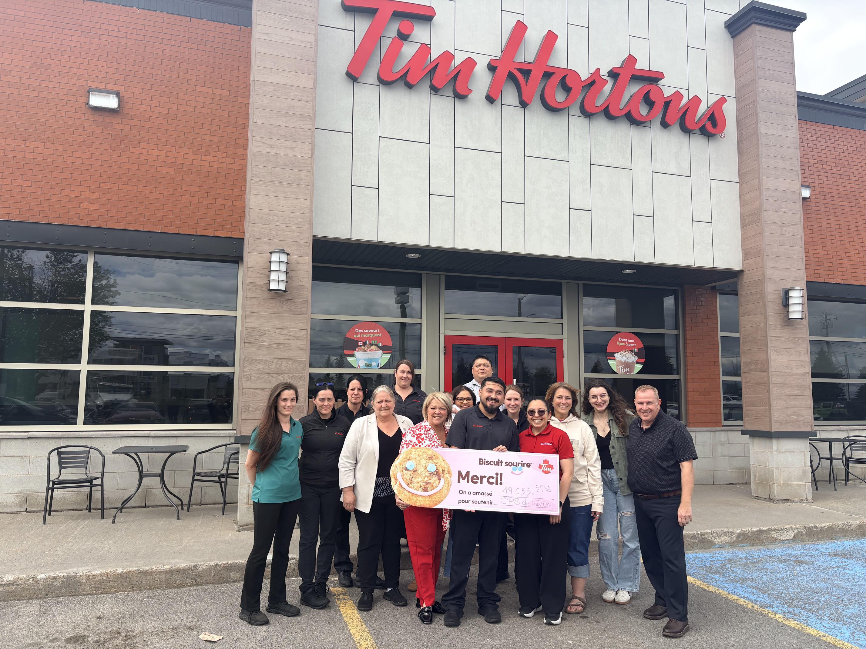 Les Biscuits Sourires génèrent 49 056 $ en dons