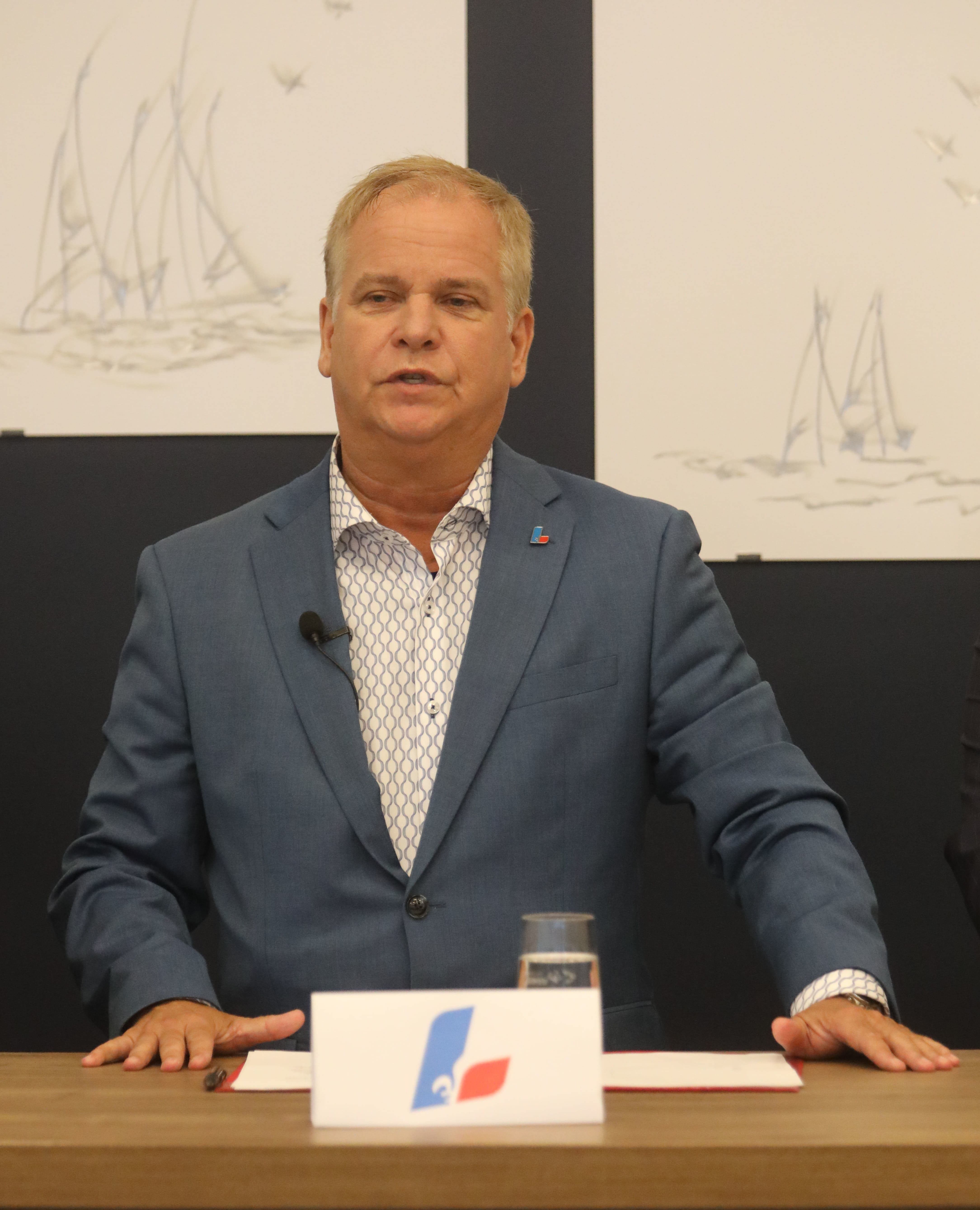 Stéphane Clavet veut faire avancer les dossiers